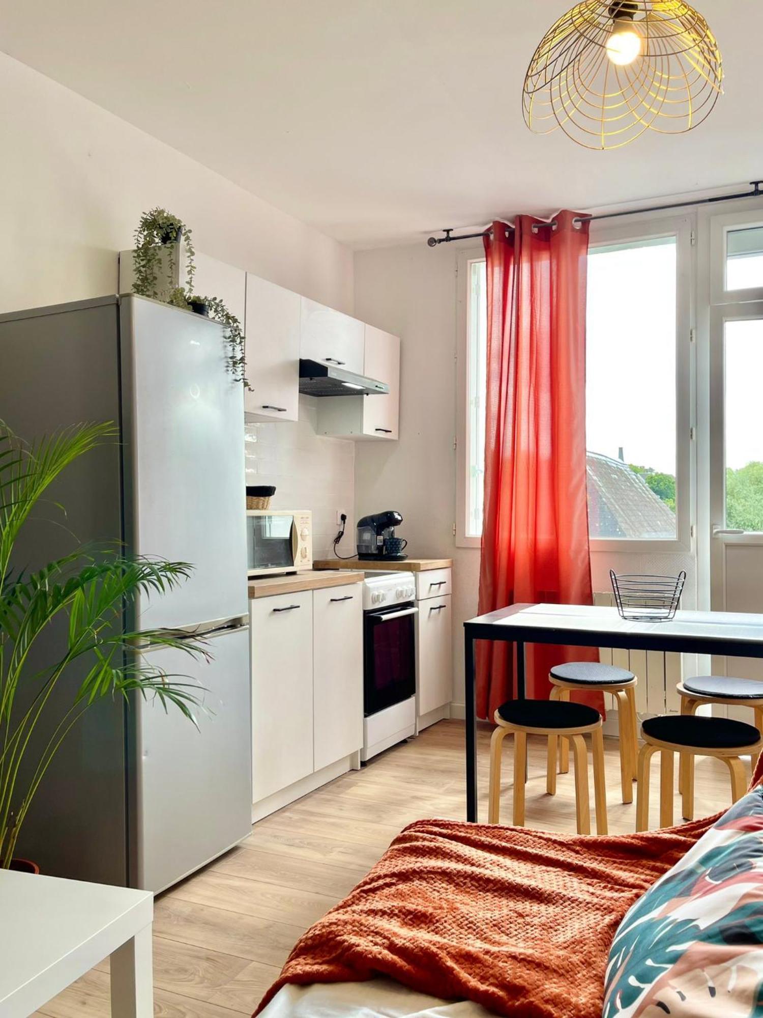 Appartement Tropical Chateau Renault Bagian luar foto